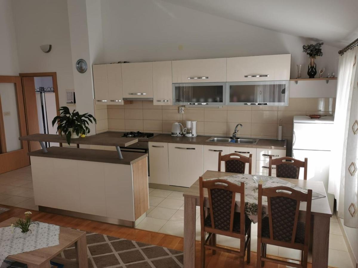 Apartman Zora Podstrana Kültér fotó